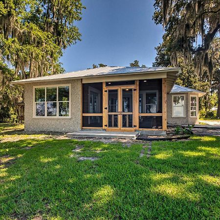 Riverfront Darien Cottage With Private Dock! Exterior photo