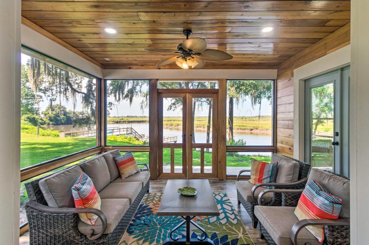 Riverfront Darien Cottage With Private Dock! Exterior photo