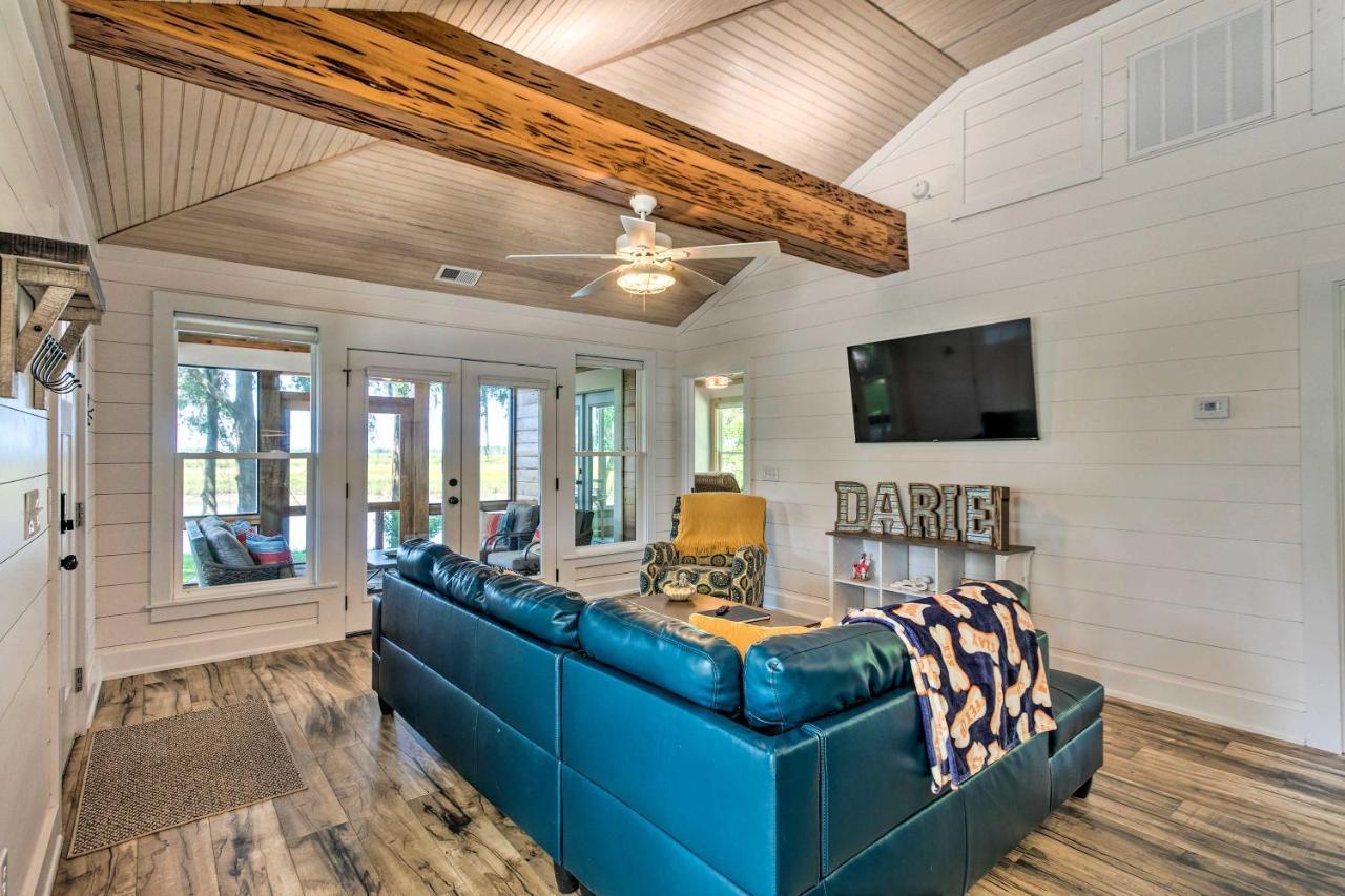 Riverfront Darien Cottage With Private Dock! Exterior photo