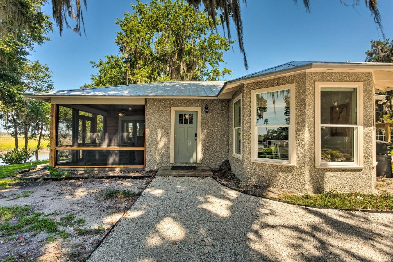 Riverfront Darien Cottage With Private Dock! Exterior photo